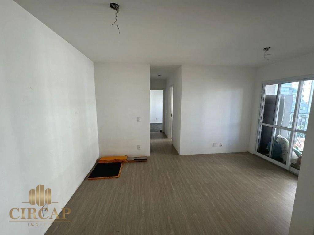 Apartamento à venda com 2 quartos, 60m² - Foto 3