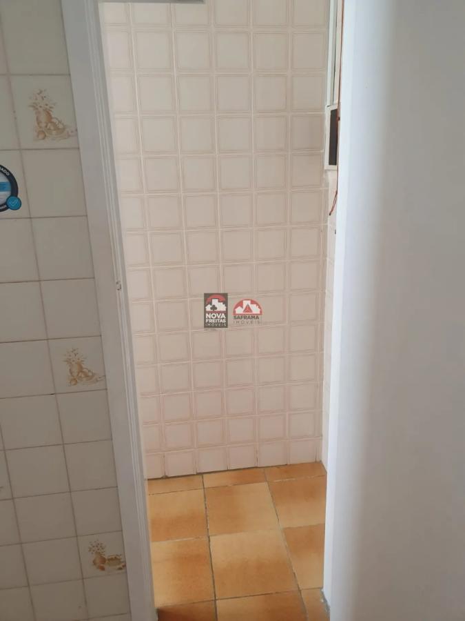 Apartamento à venda com 2 quartos, 75m² - Foto 10