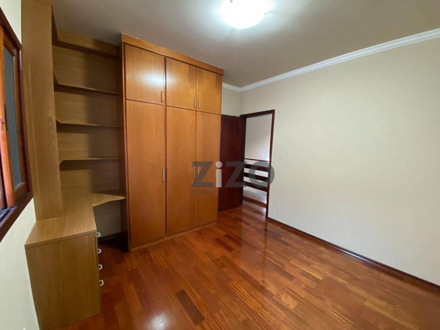 Casa de Condomínio para alugar com 5 quartos, 325m² - Foto 31