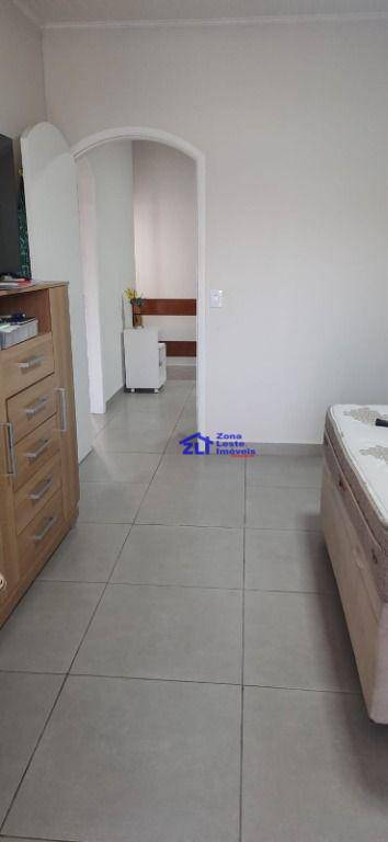 Sobrado à venda com 3 quartos, 190m² - Foto 30