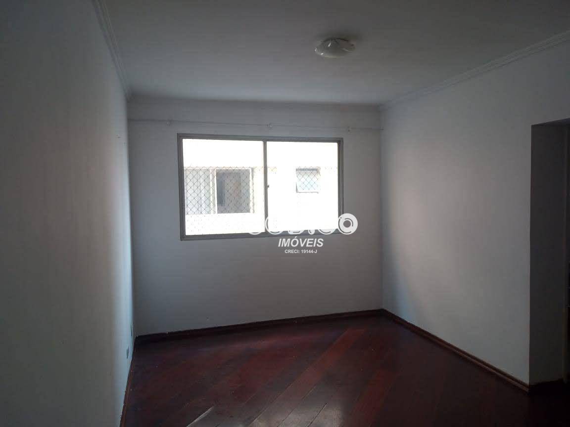 Apartamento à venda com 2 quartos, 70m² - Foto 2