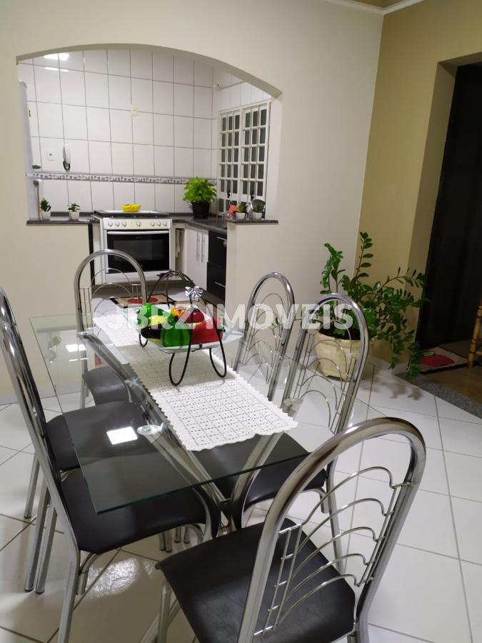 Casa à venda com 3 quartos, 170m² - Foto 5