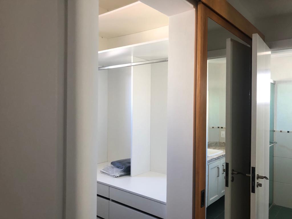 Apartamento à venda e aluguel com 3 quartos, 206m² - Foto 13