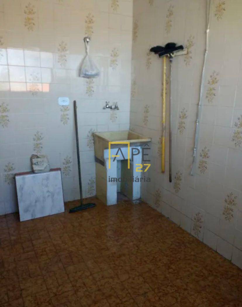 Apartamento para alugar com 2 quartos, 82m² - Foto 6