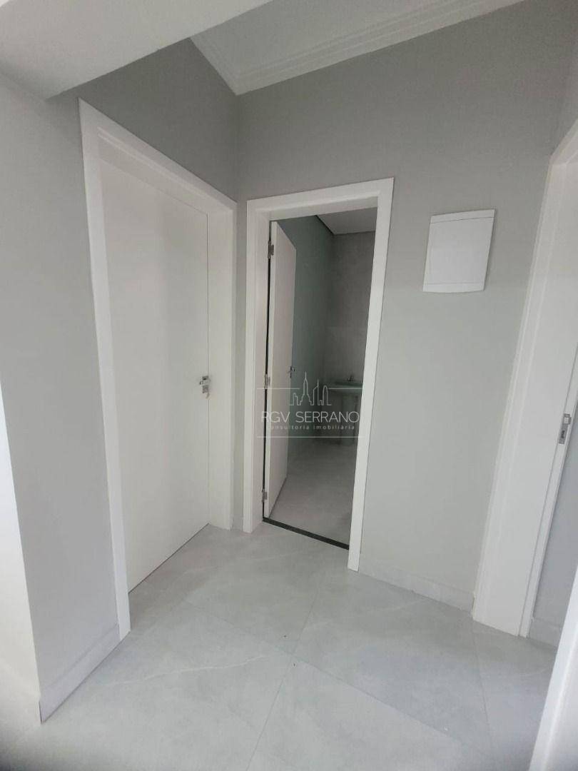 Casa à venda com 3 quartos, 250M2 - Foto 1