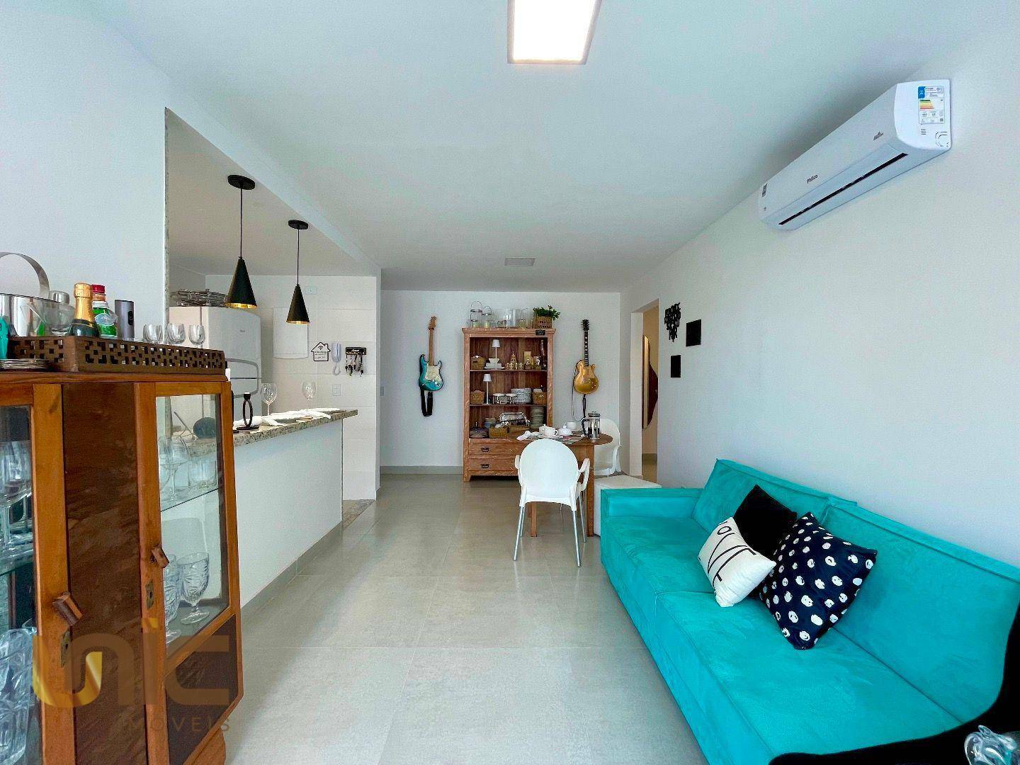Apartamento à venda com 3 quartos, 77m² - Foto 1