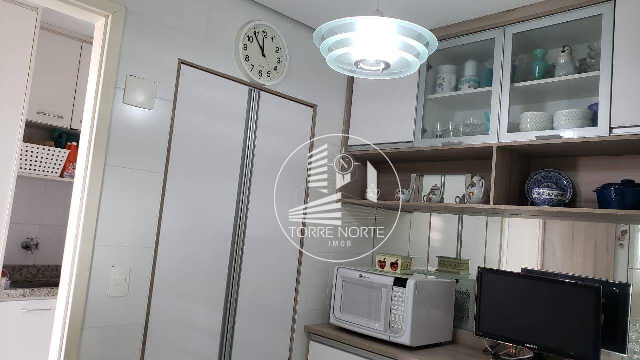 Apartamento à venda com 3 quartos, 105m² - Foto 27