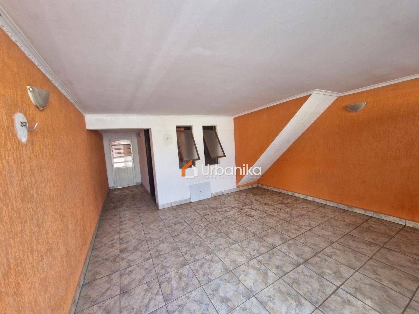 Casa, 2 quartos, 170 m² - Foto 1