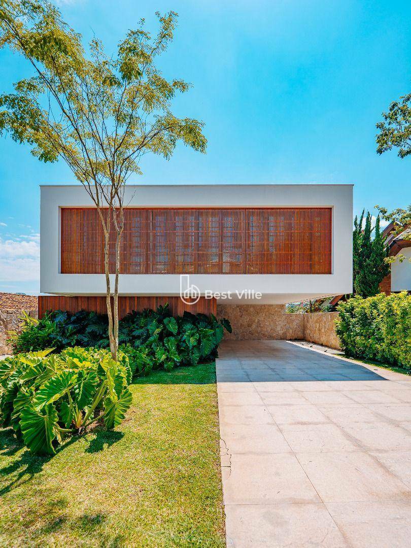 Casa de Condomínio à venda com 4 quartos, 615m² - Foto 1
