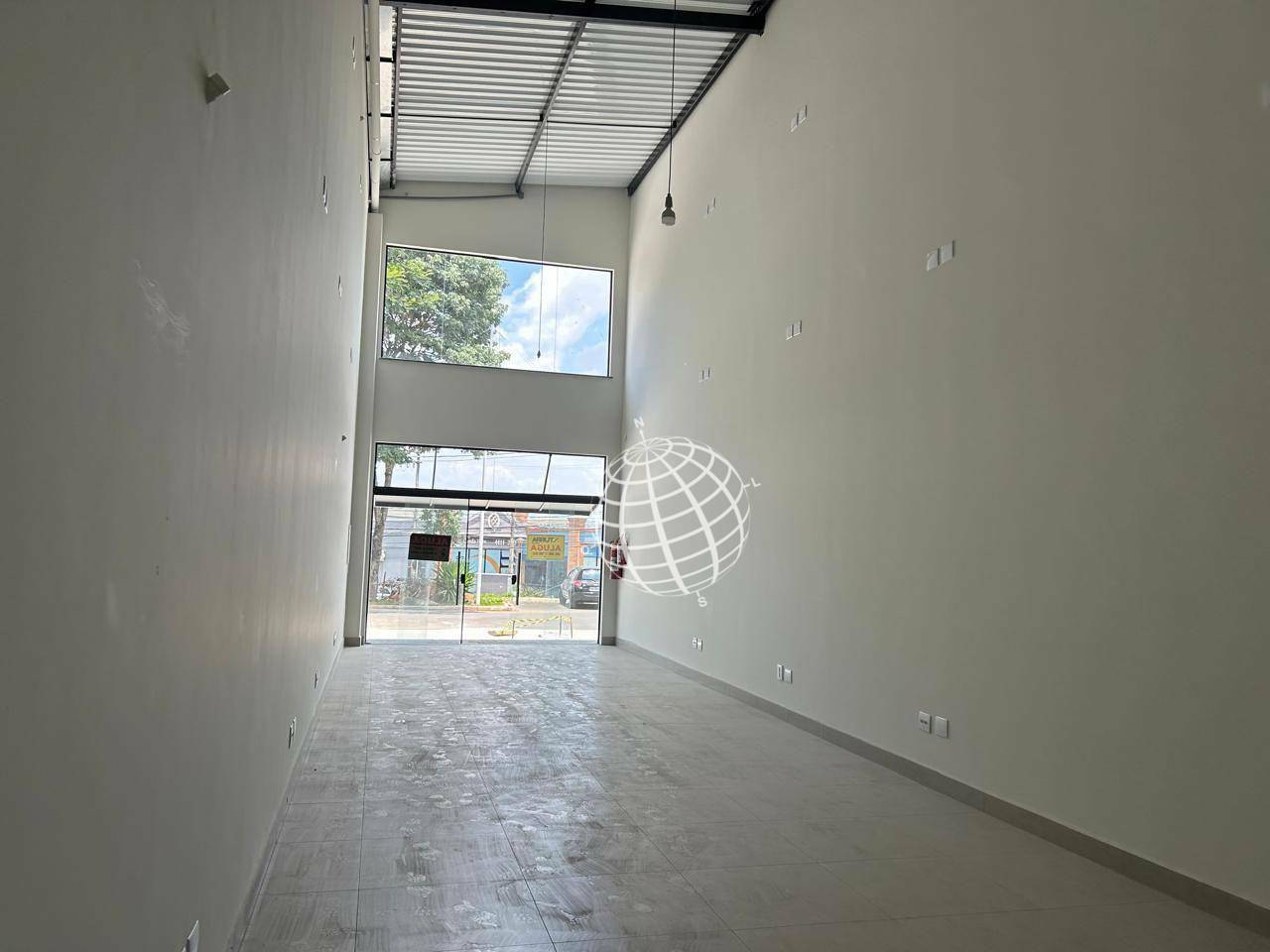 Loja-Salão para alugar, 73m² - Foto 2