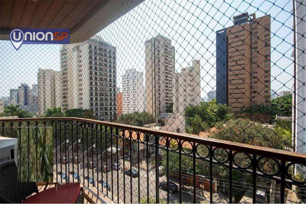 Apartamento à venda com 4 quartos, 200m² - Foto 9