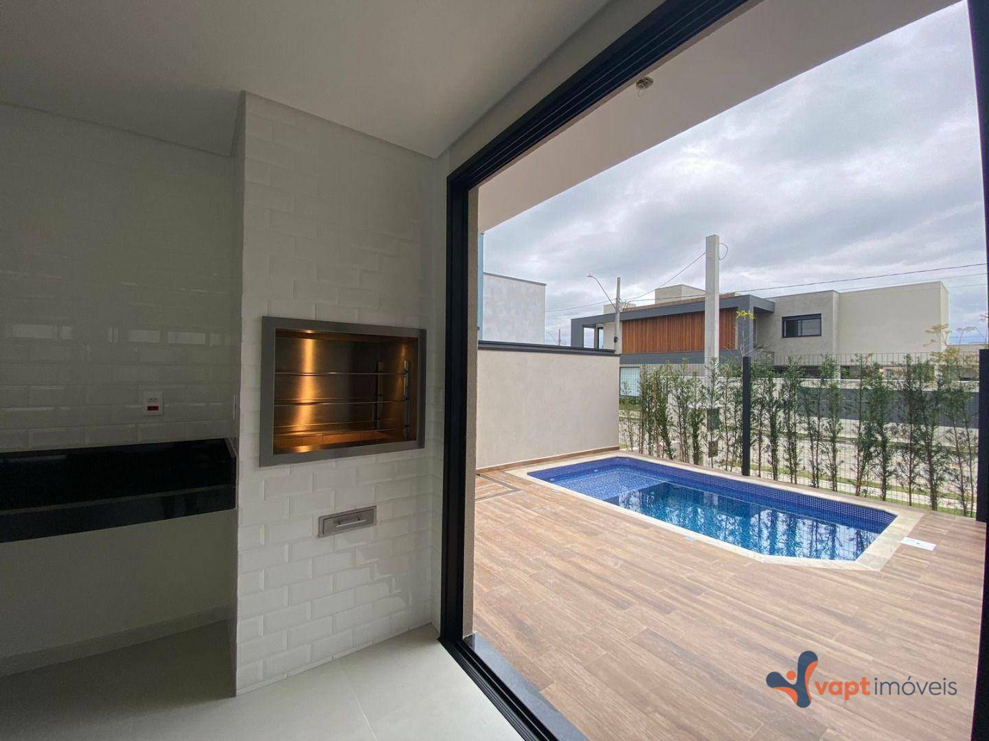 Casa de Condomínio à venda com 3 quartos, 178m² - Foto 4