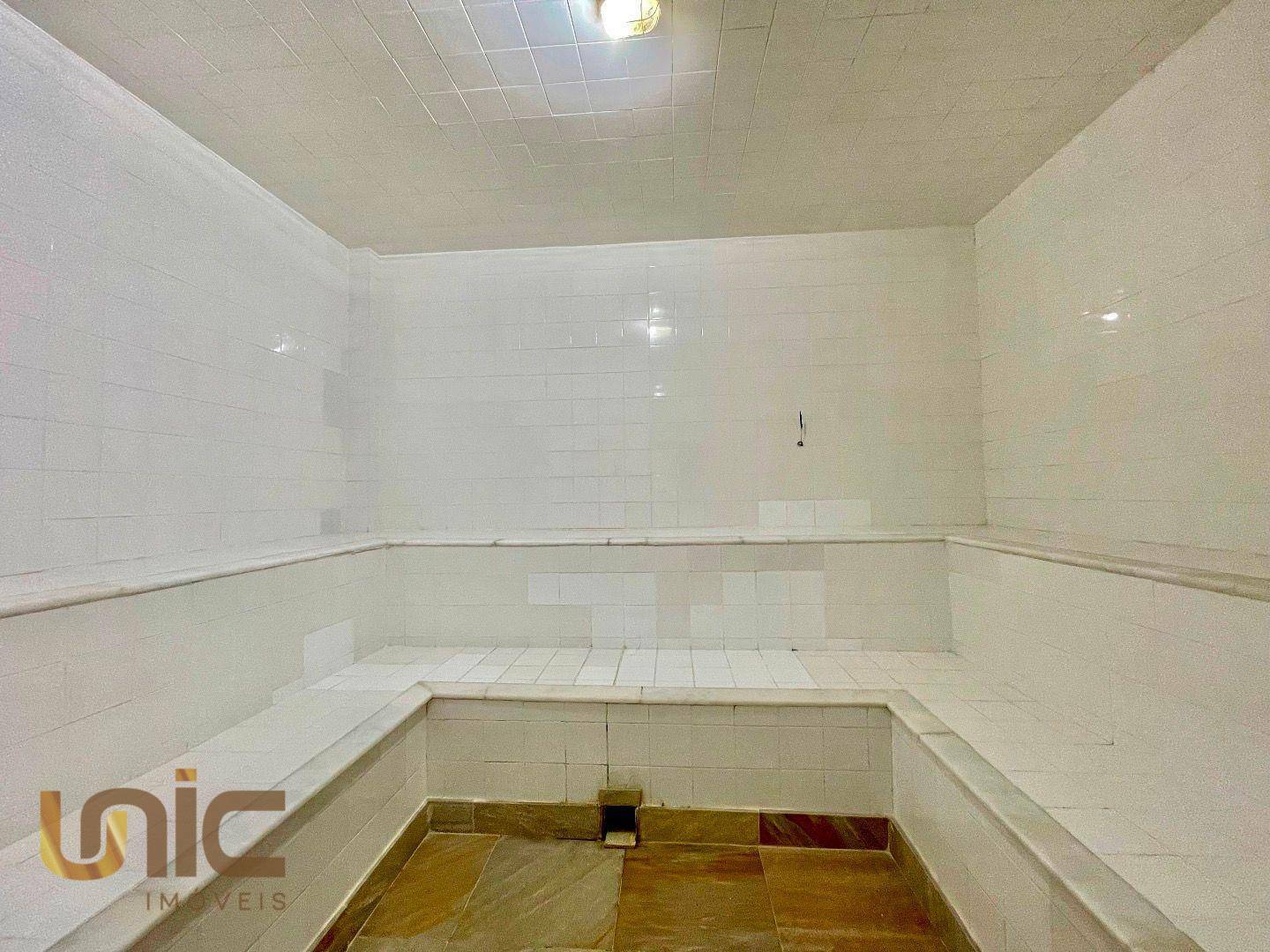 Casa de Condomínio à venda com 6 quartos, 212m² - Foto 39