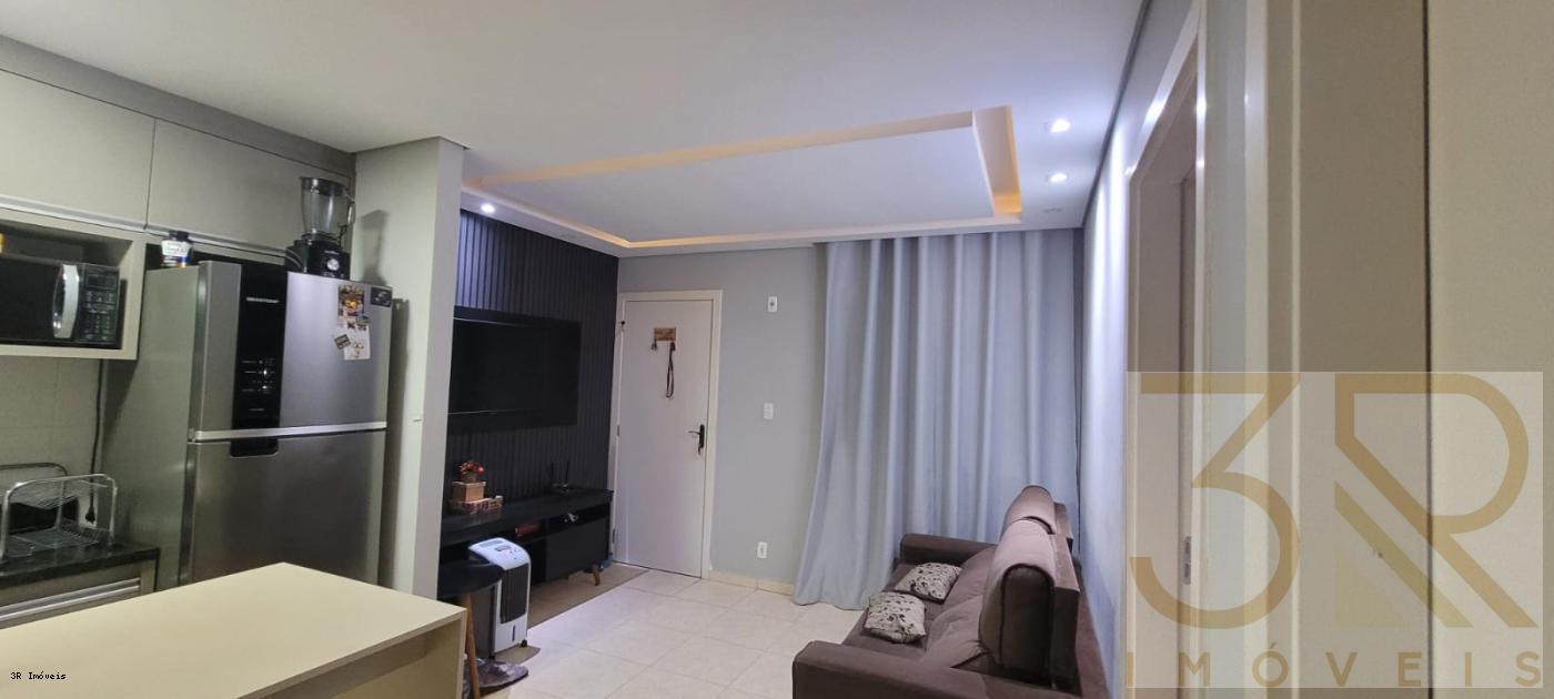 Apartamento à venda com 2 quartos, 45m² - Foto 2