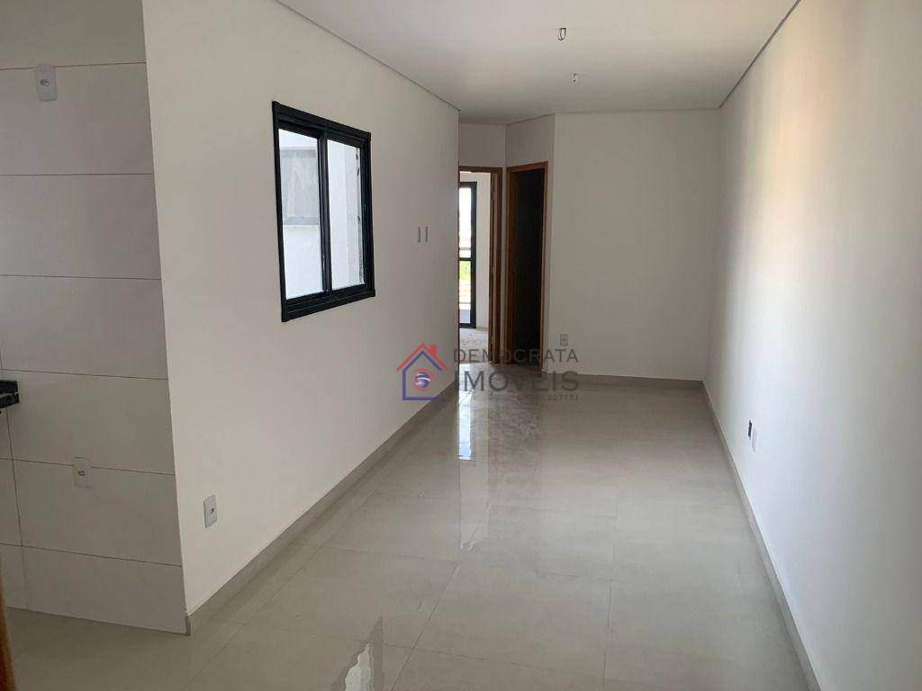 Cobertura à venda com 2 quartos, 101m² - Foto 2