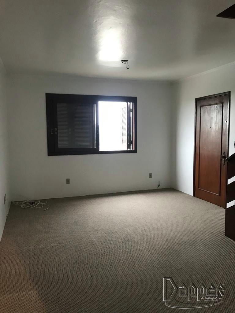 Apartamento à venda com 3 quartos, 159m² - Foto 2