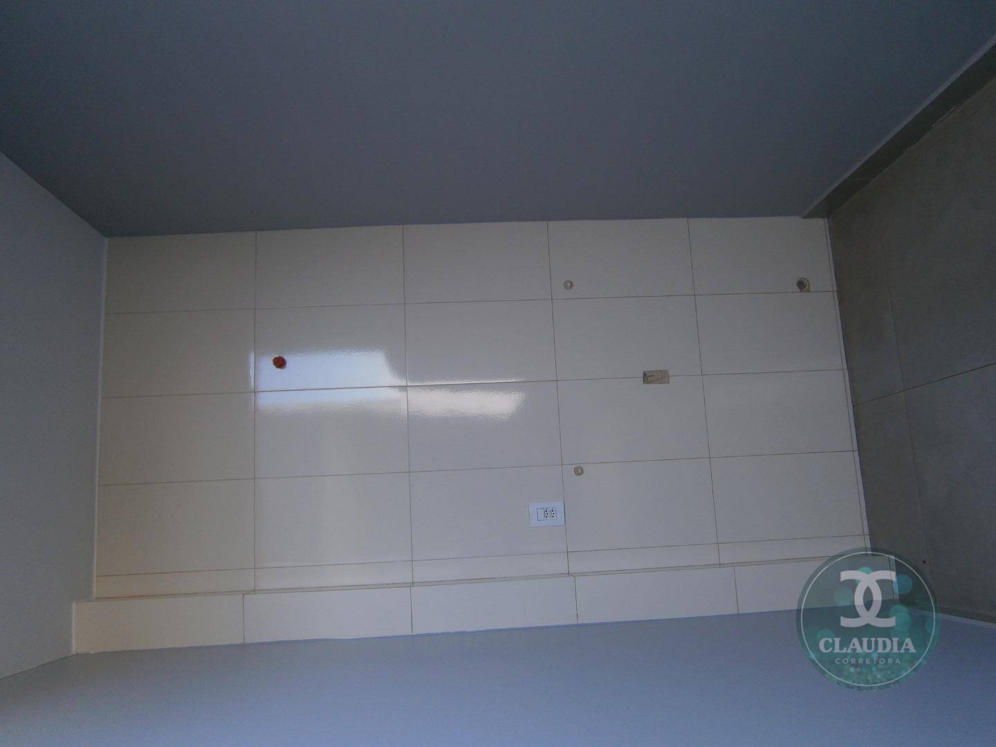 Casa à venda com 2 quartos, 70m² - Foto 25