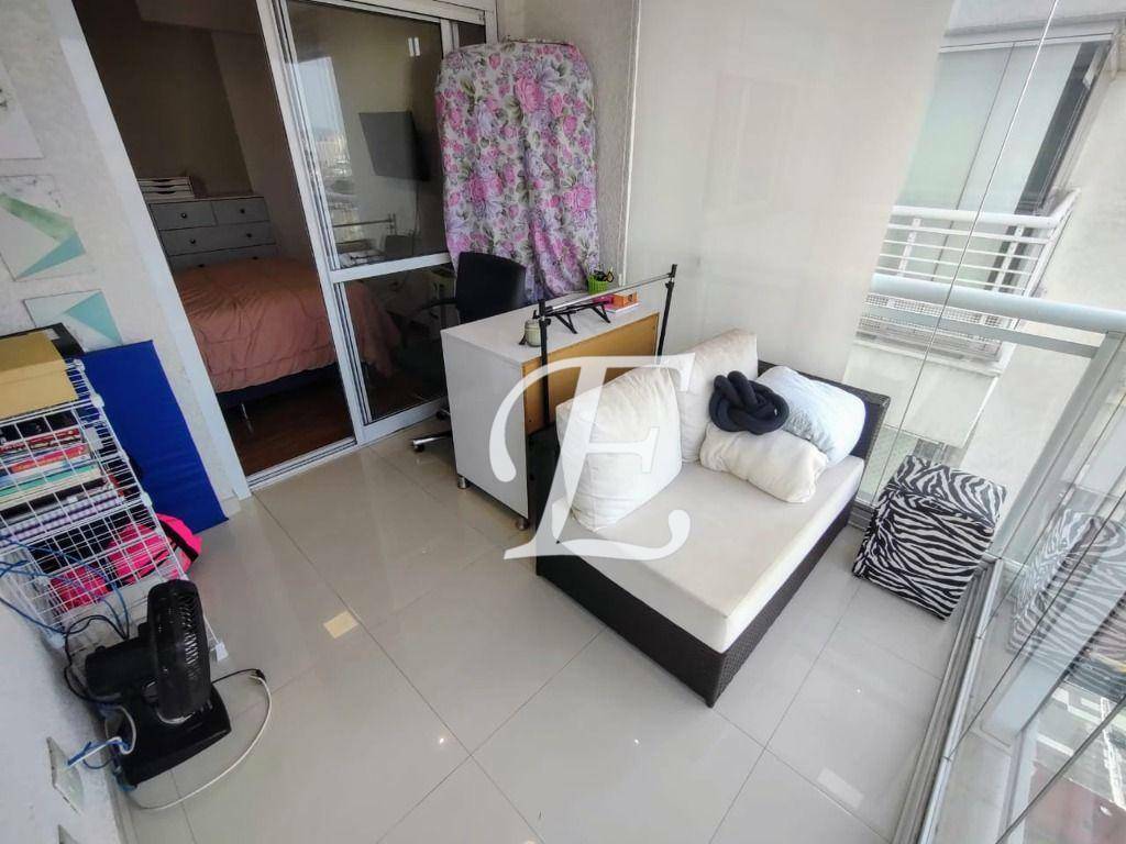 Apartamento à venda com 2 quartos, 72m² - Foto 11