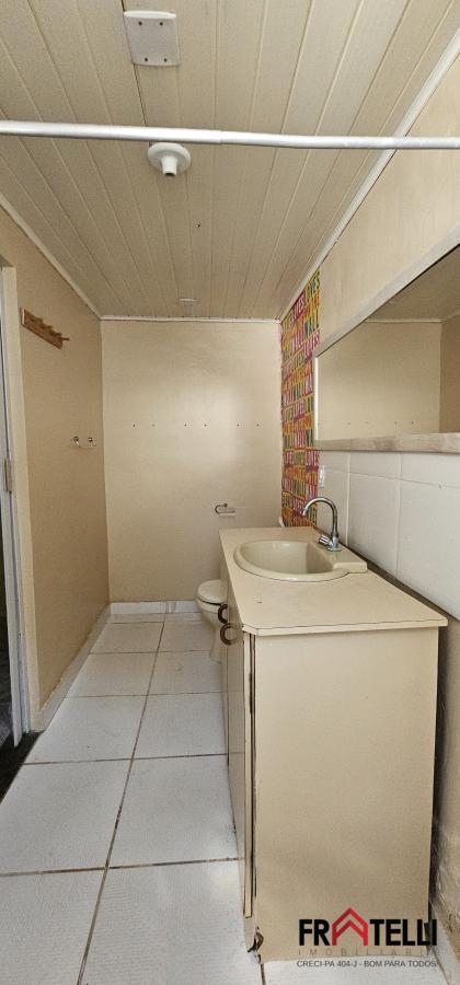 Casa à venda com 3 quartos, 200m² - Foto 4