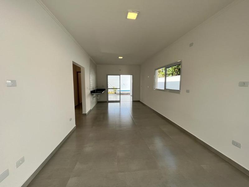 Casa à venda com 3 quartos, 306m² - Foto 6