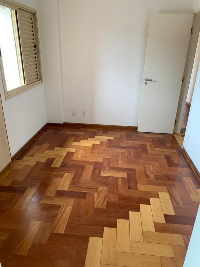 Apartamento para alugar com 4 quartos, 133m² - Foto 9