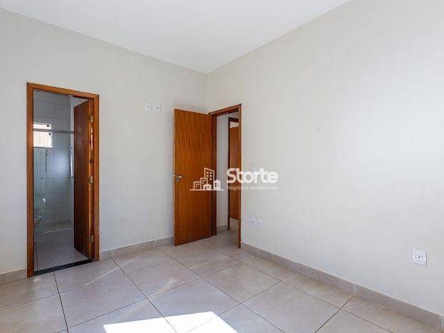 Casa à venda com 5 quartos, 130m² - Foto 13