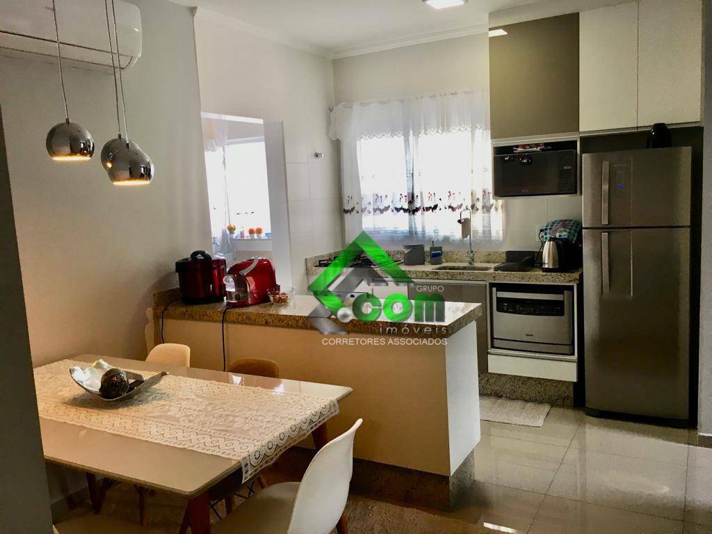 Apartamento à venda com 3 quartos, 97m² - Foto 12