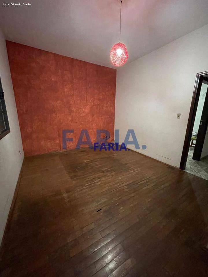 Casa à venda com 4 quartos, 250M2 - Foto 19