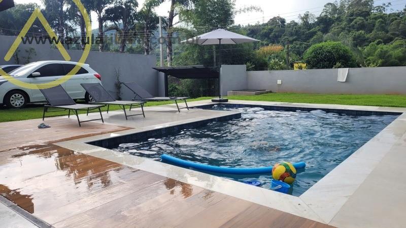 Casa à venda com 3 quartos, 170m² - Foto 1