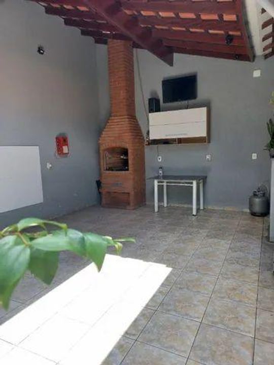 Casa à venda com 2 quartos, 120m² - Foto 17