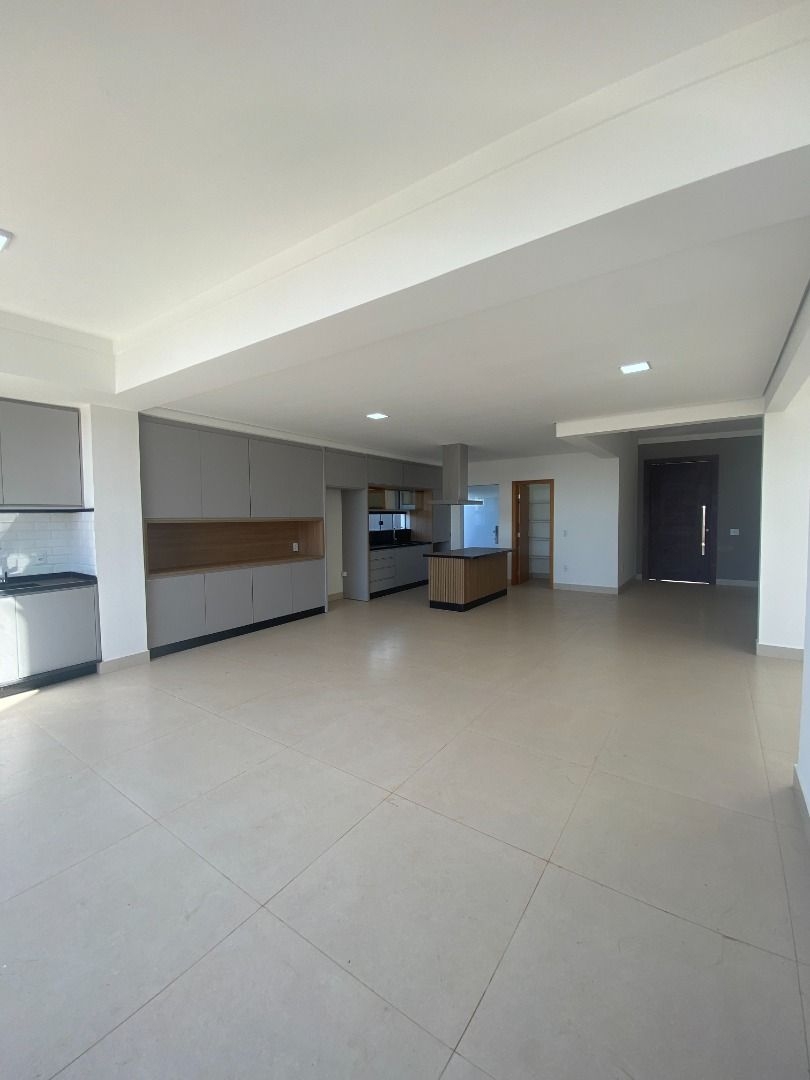 Casa à venda com 4 quartos, 280m² - Foto 13