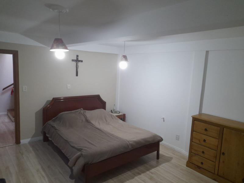 Casa à venda com 3 quartos, 190m² - Foto 4