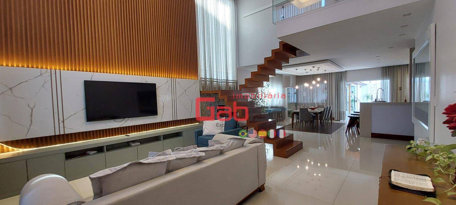 Casa à venda com 5 quartos, 350m² - Foto 2