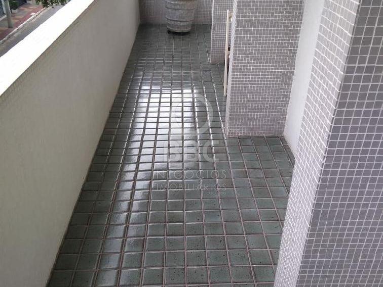 Apartamento à venda com 4 quartos, 157m² - Foto 5