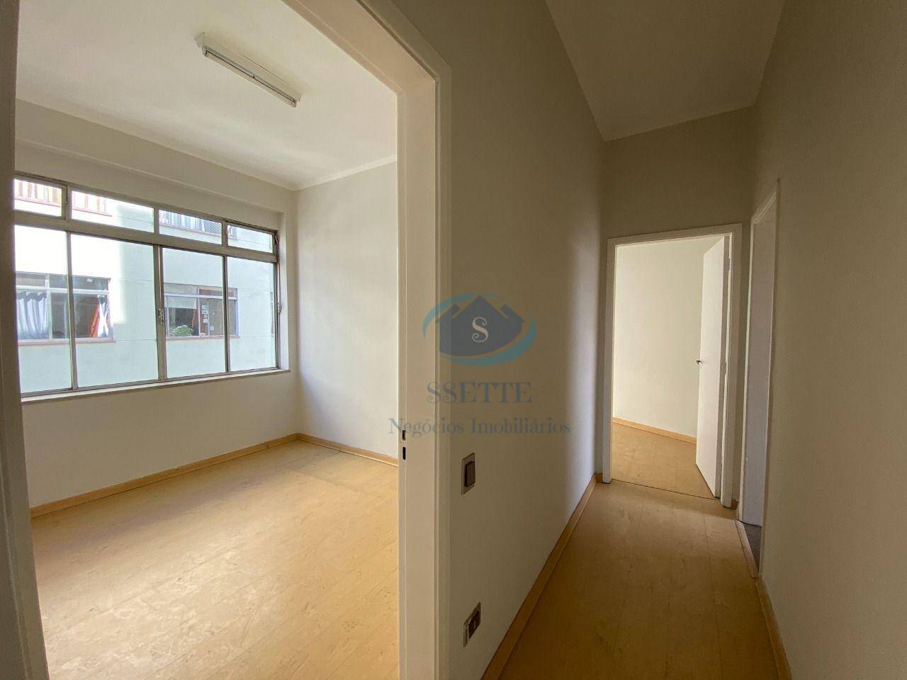 Apartamento à venda com 2 quartos, 70m² - Foto 12