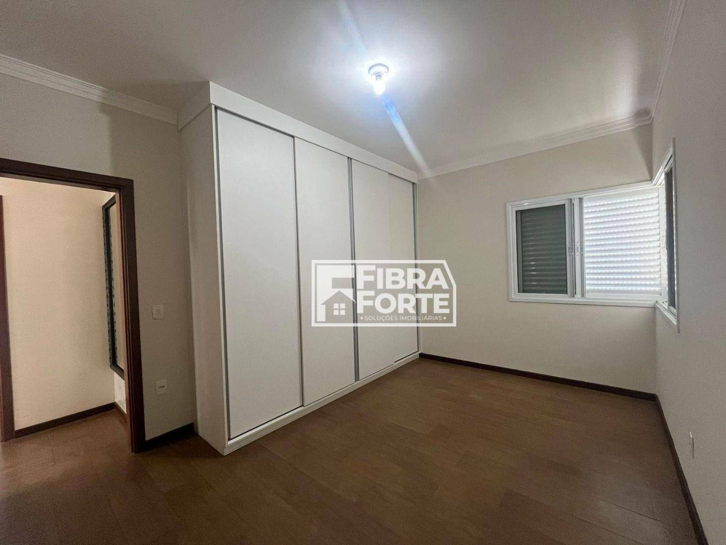 Casa de Condomínio para alugar com 3 quartos, 267m² - Foto 21