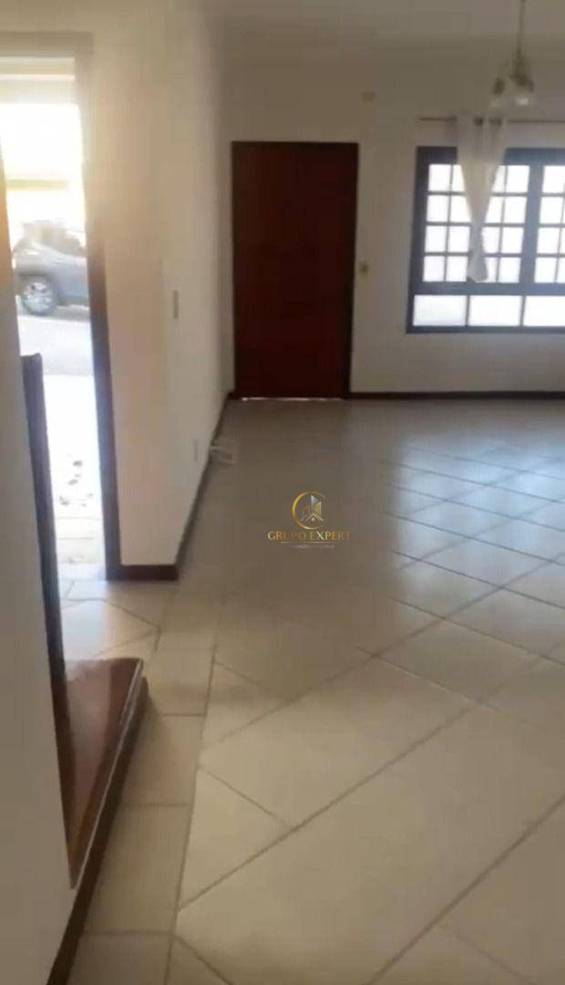 Sobrado para alugar com 4 quartos, 180m² - Foto 3