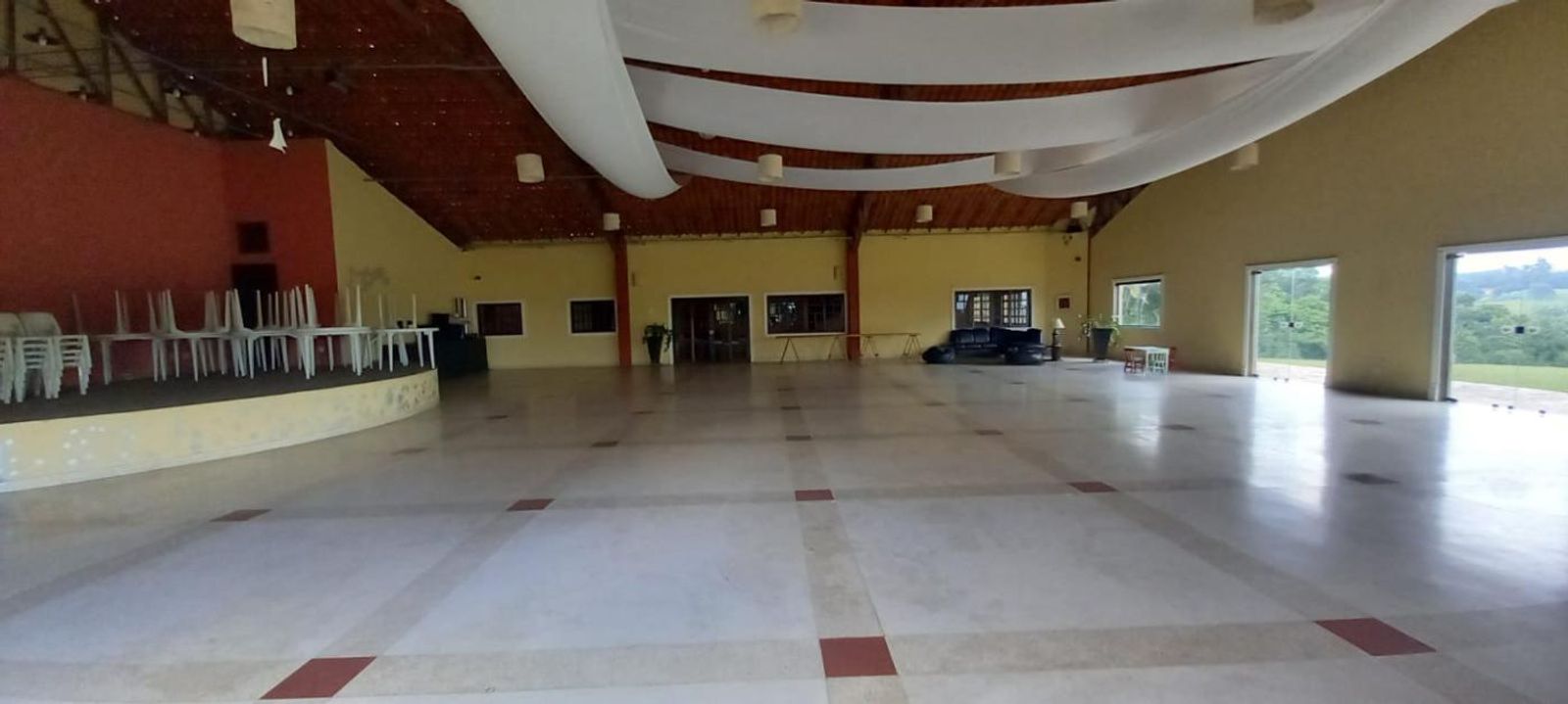 Casa de Condomínio à venda com 4 quartos, 300m² - Foto 29