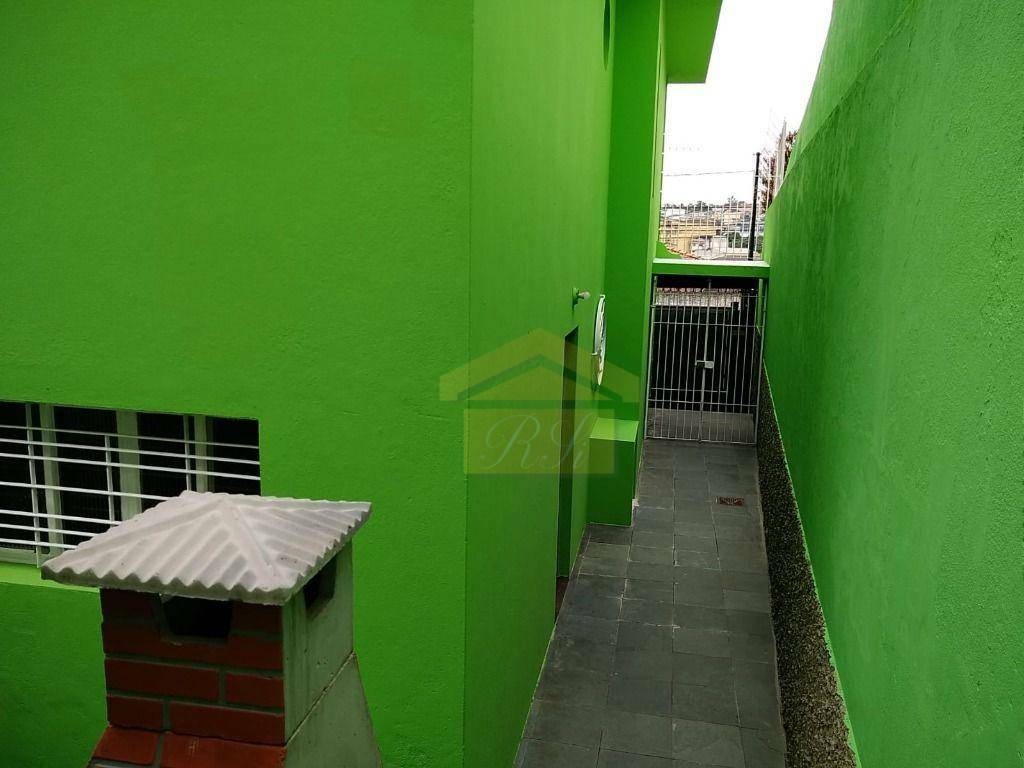 Sobrado à venda com 2 quartos, 120m² - Foto 4