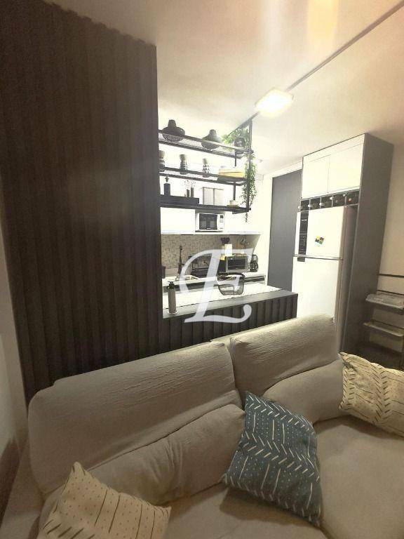 Apartamento à venda com 2 quartos, 42m² - Foto 10