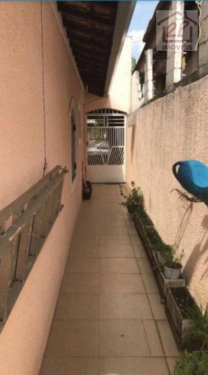 Casa à venda com 4 quartos, 250m² - Foto 13