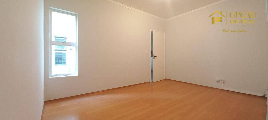 Apartamento à venda com 2 quartos, 65m² - Foto 1