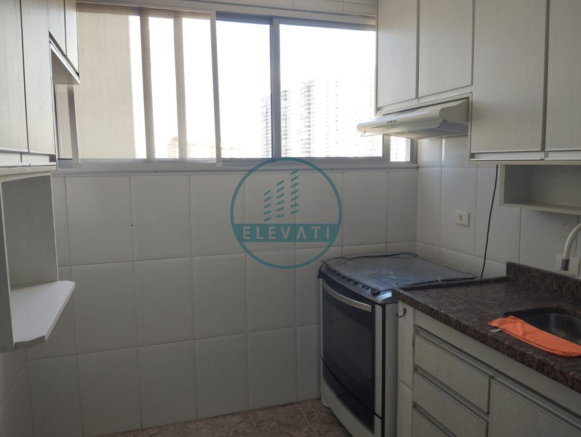 Apartamento à venda com 3 quartos, 93m² - Foto 11