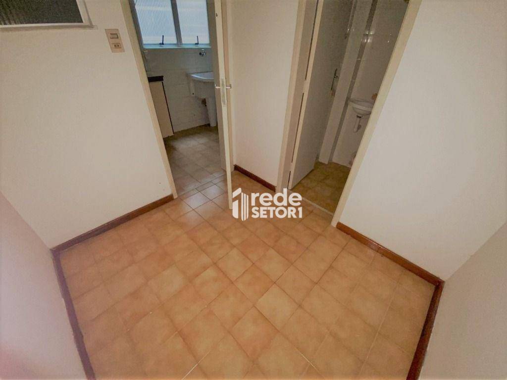 Apartamento à venda com 3 quartos, 120m² - Foto 19