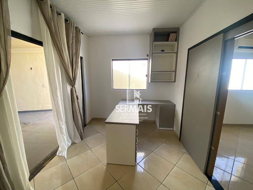 Casa à venda com 3 quartos, 180m² - Foto 4