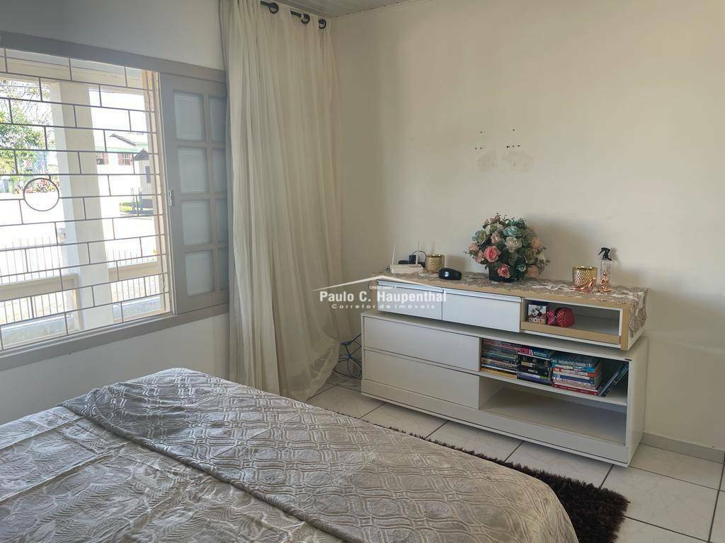 Casa à venda com 3 quartos, 136m² - Foto 19