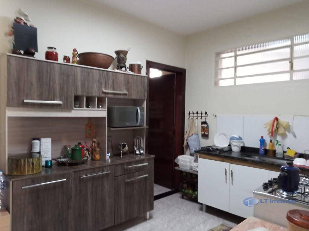 Sobrado à venda com 3 quartos, 311m² - Foto 9