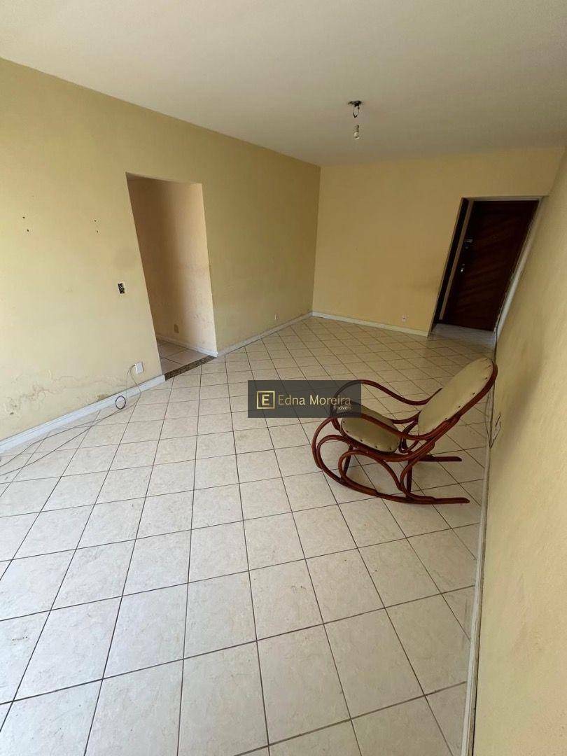 Apartamento para alugar com 3 quartos, 85m² - Foto 11