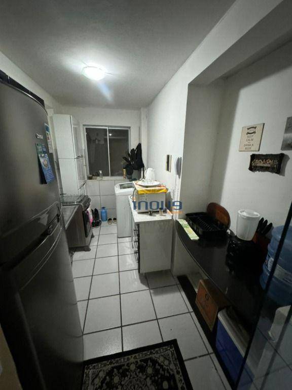 Apartamento à venda com 2 quartos, 45m² - Foto 5