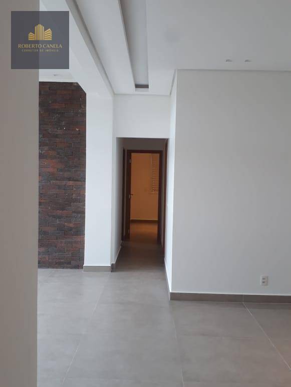 Apartamento à venda com 3 quartos, 143m² - Foto 1